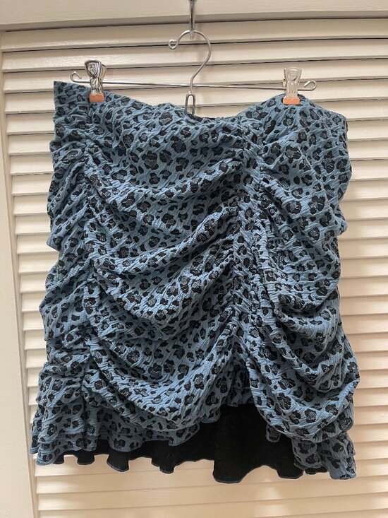Perfectly Priscilla Dresses & Skirts - Blue Leopard Ruched Mini Skirt 2XL NWT Statement Piece